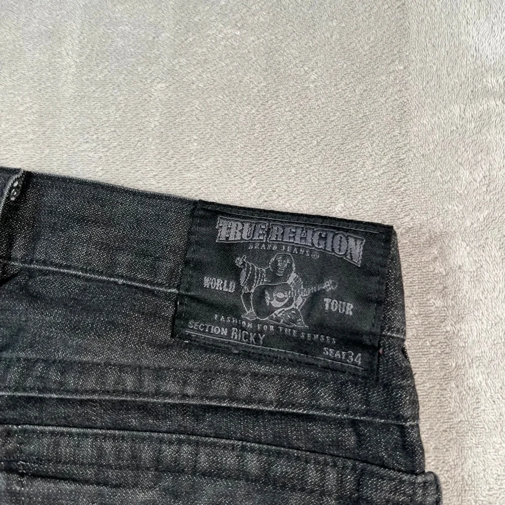 True Religion Jeans Men's Size 36x34 Black Denim Ricky Straight Leg Made in USA